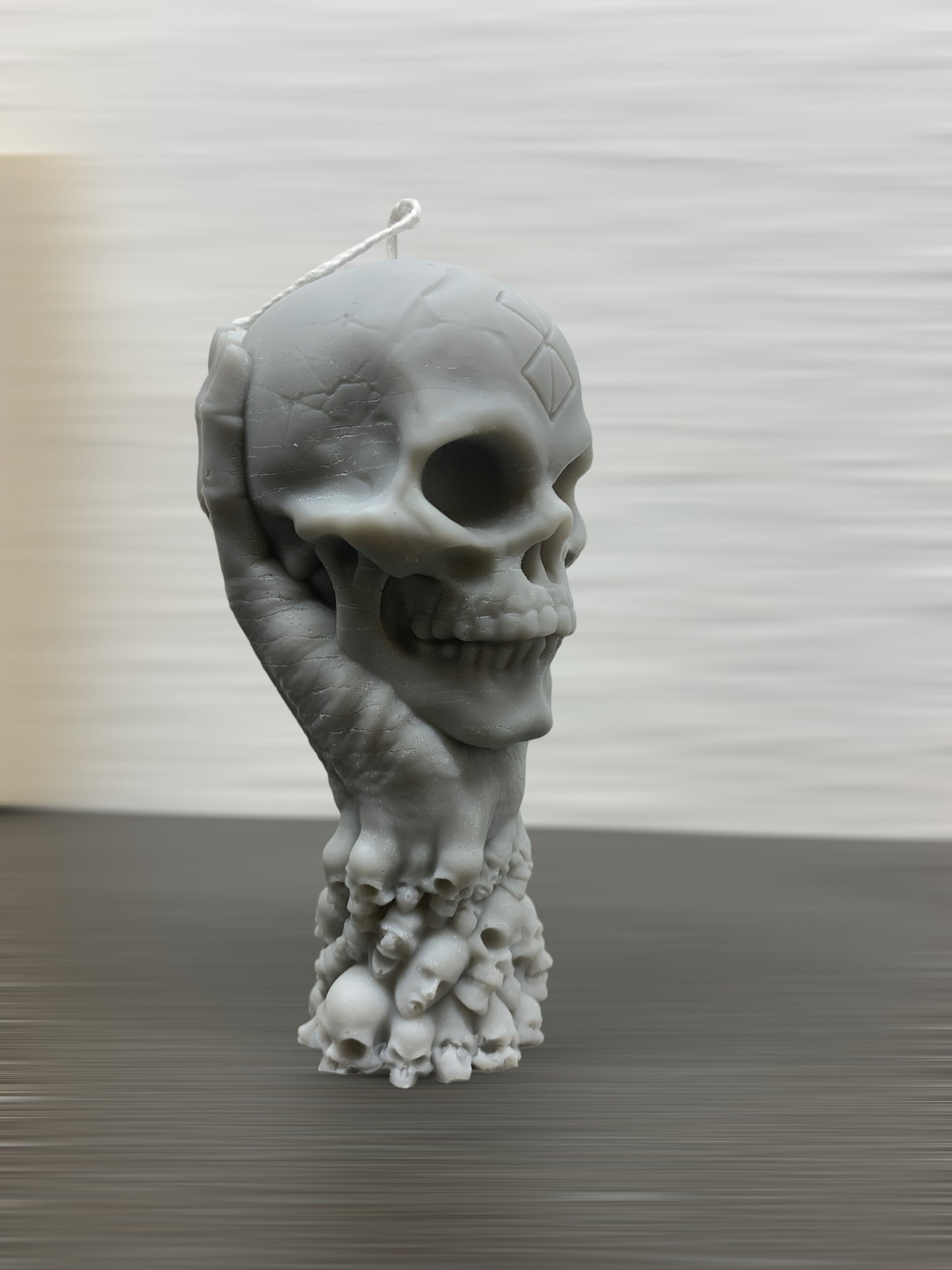 Candle skull